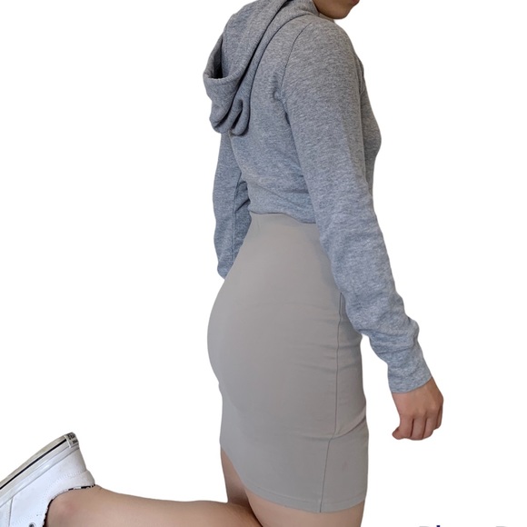 TALULA BODYCON SKIRT SIZE XXS - Picture 2 of 3